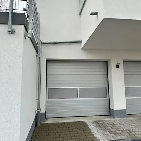 3,5 Im Fuenften Stock Eines Neubau Διαμέρισμα *