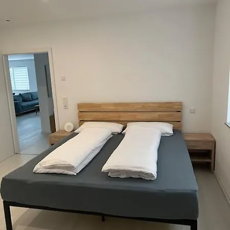 Διαμέρισμα 3,5 Im Fuenften Stock Eines Neubau *